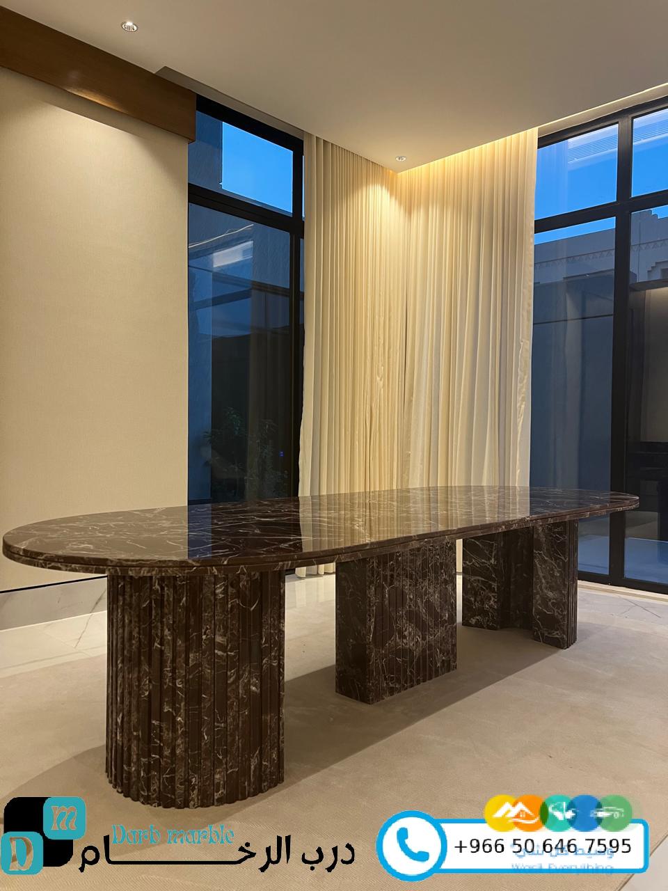 اكتشف أفخم طاولات رخام في الرياض مع درب الرخام