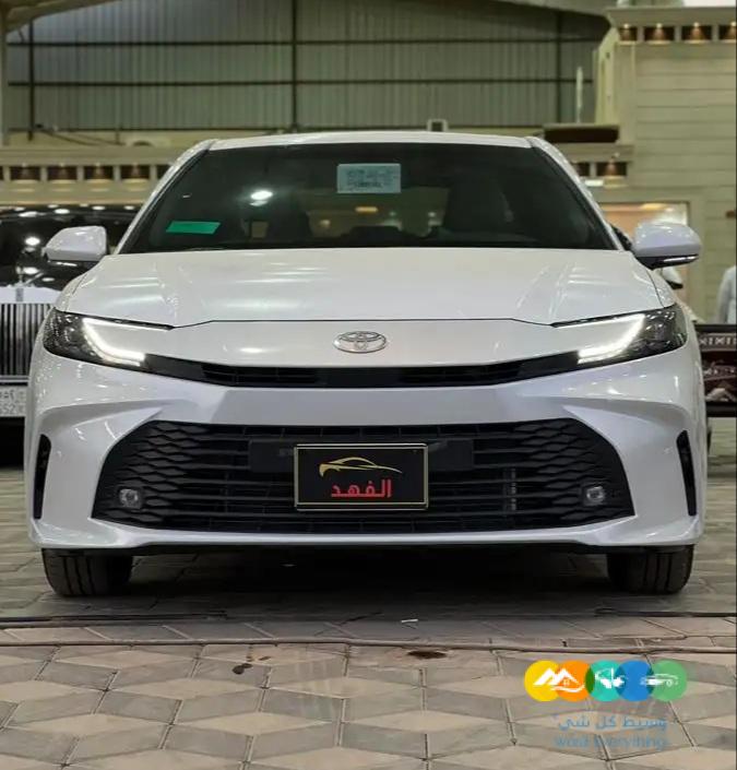 كامري – E – 2025 – ابيض لؤلؤي – عبد اللطيف _ تم البيع