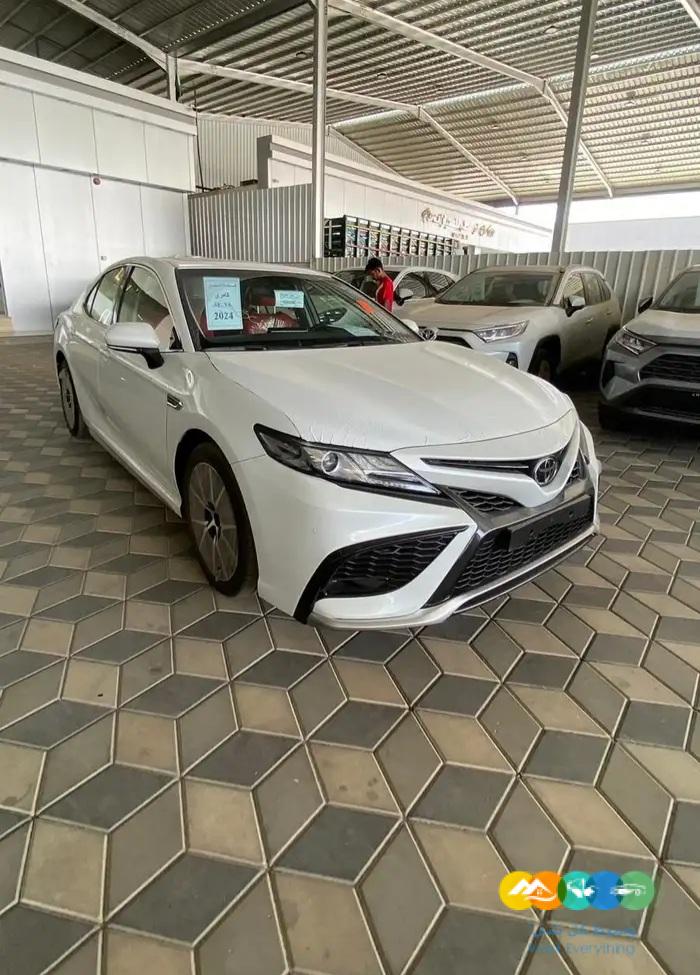 كامري SE V6 – سعودي – 6سلندر – 2024