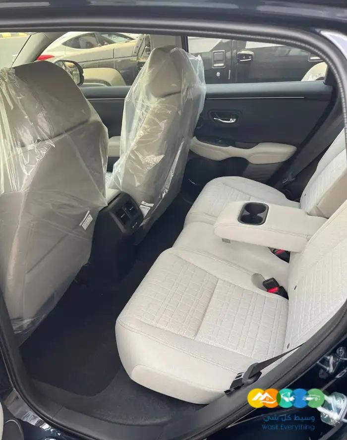 هوندا زد ار في 2024 ستاندر LX