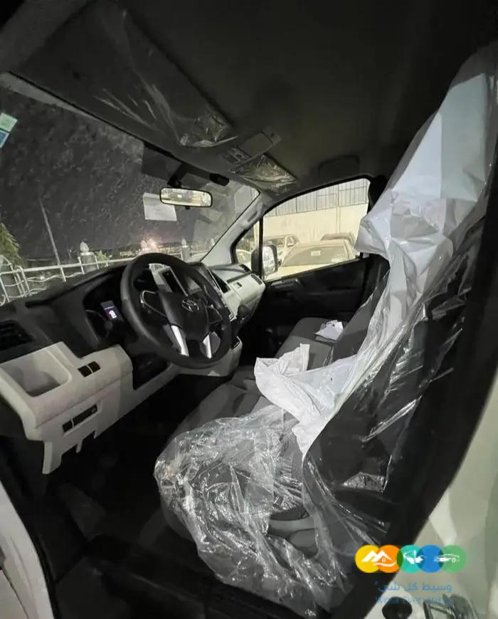 تويوتا فان بضاعة اصفار ديزل قير عادي 2025