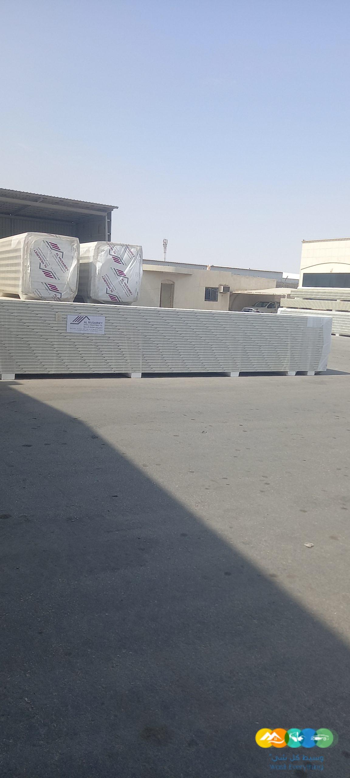 تصنيع وتركيب الساندوتش بانل هناجر