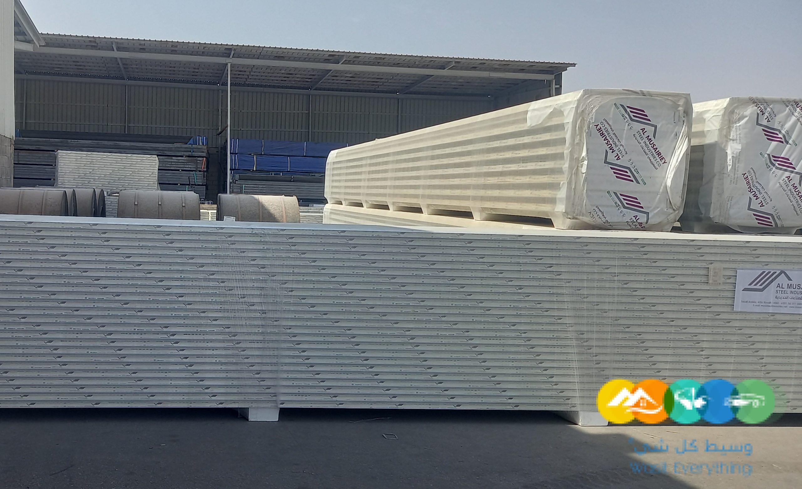 تصنيع وتركيب الساندوتش بانل هناجر