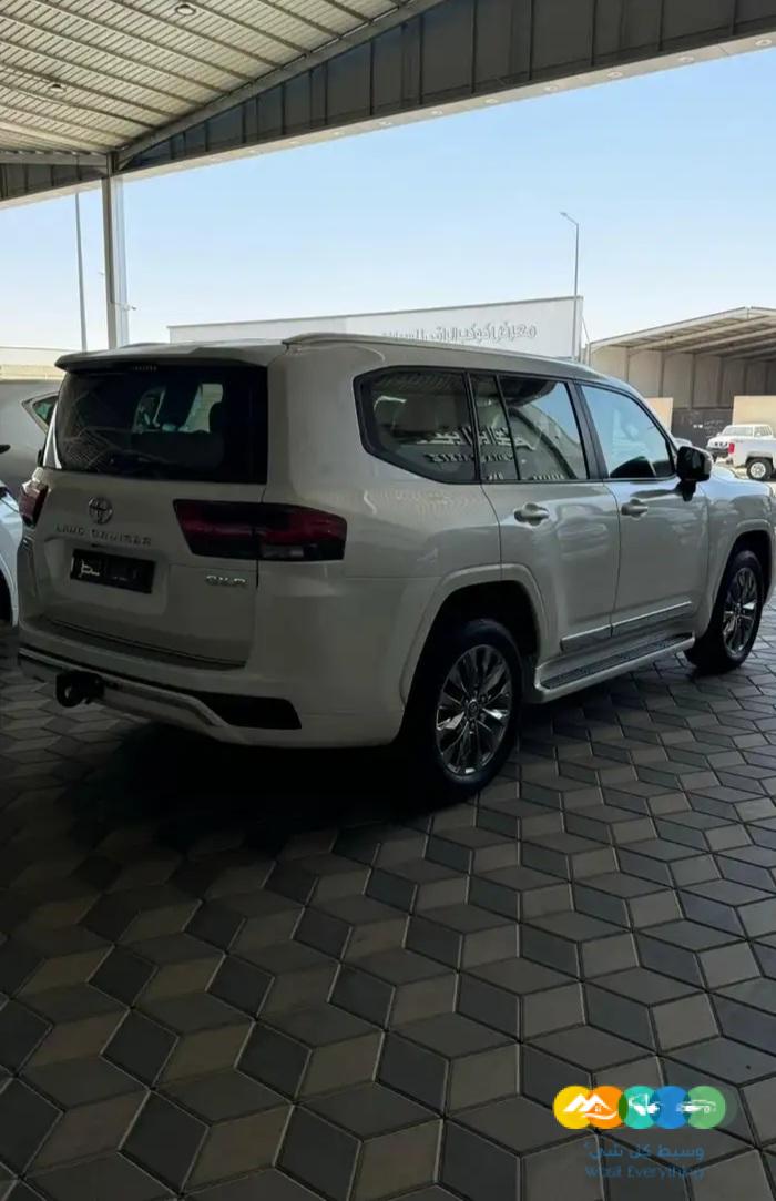 لاندكروزر – جي اكس ار L3 – سعودي / تم البيع