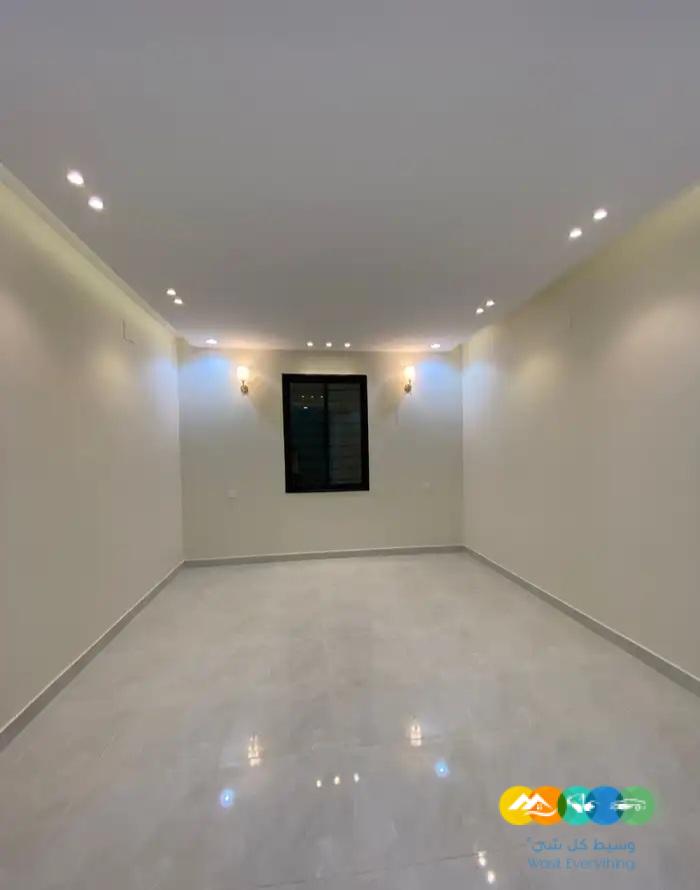 للبيع شقق ارضيه وارواف علويه حى الموسى خميس مشيط