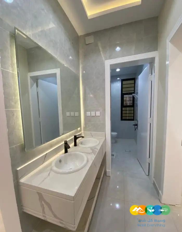 للبيع شقق ارضيه وارواف علويه حى الموسى خميس مشيط