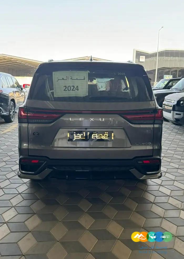 لكزس LX600 – اف سبورت – مستعمل – 2024