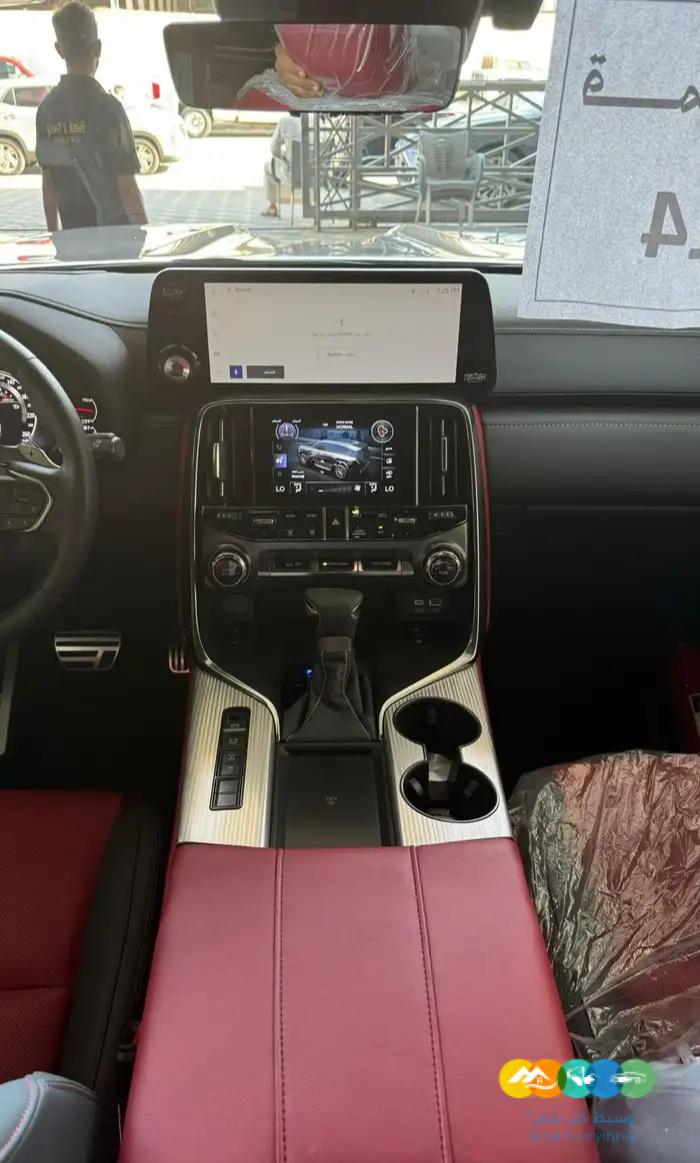 لكزس LX600 – اف سبورت – مستعمل – 2024