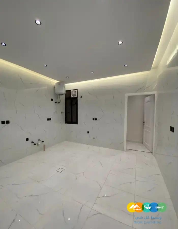 للبيع فيلا مودرن دورين وملحق شمال الخميس