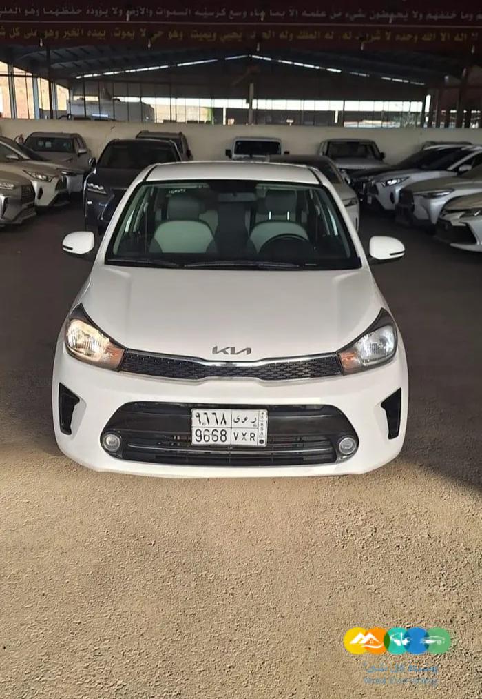 كيا بيجاس فل ابيض 2023 مستخدمة / تم البيع