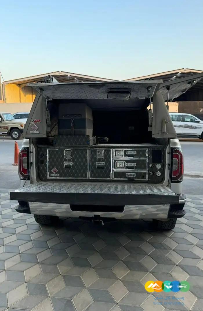 جي ام سي سيرا SLE غمارتين 2018 مجهز بعدة بر