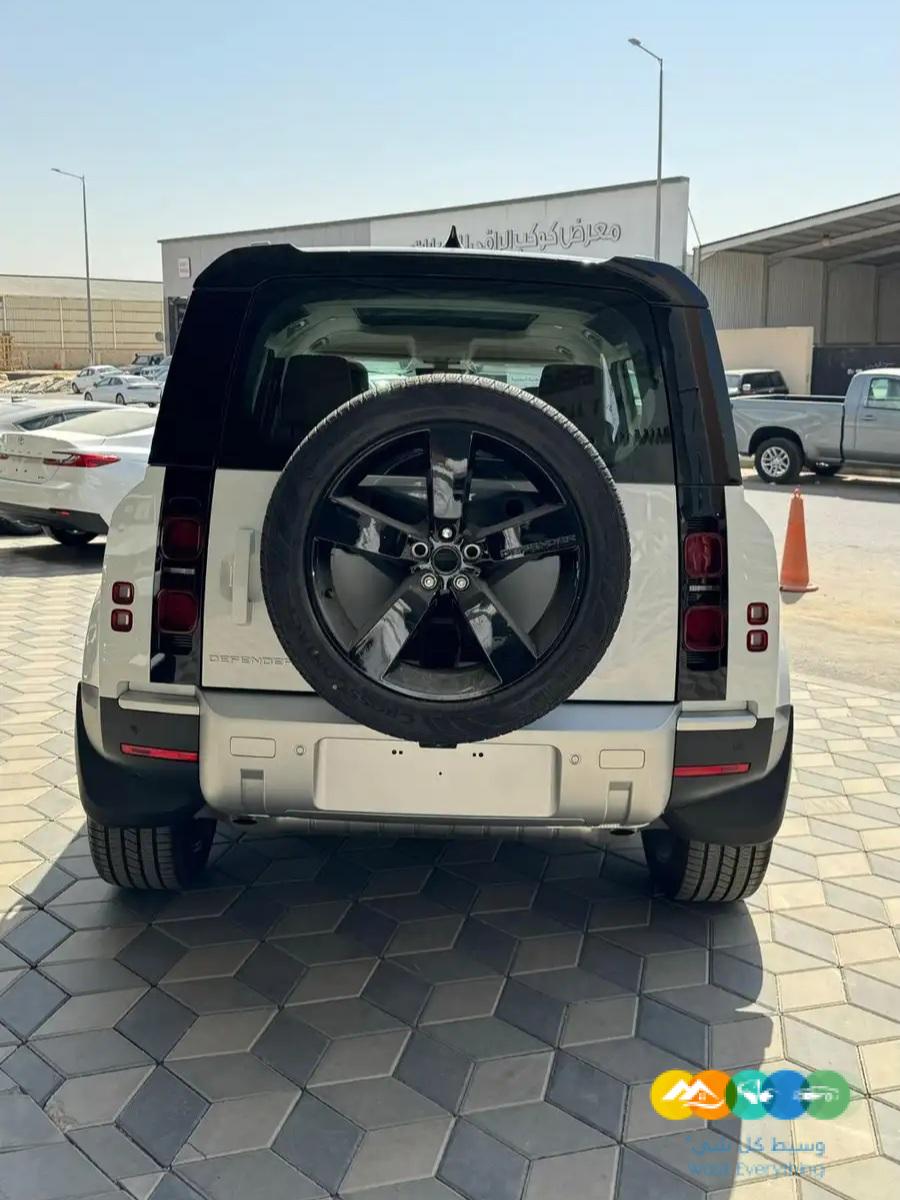 ديفيندر HSE 110 V4 – برجكتر – خليجي – 2024