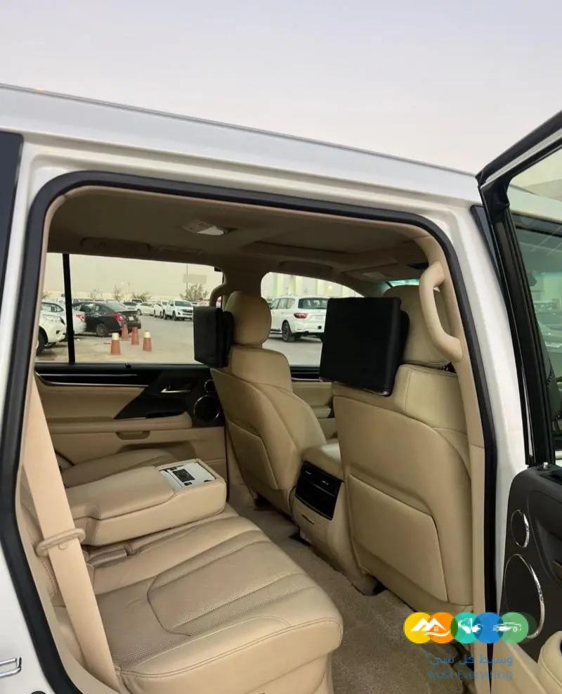 لكزس سبورت سعودي 2021