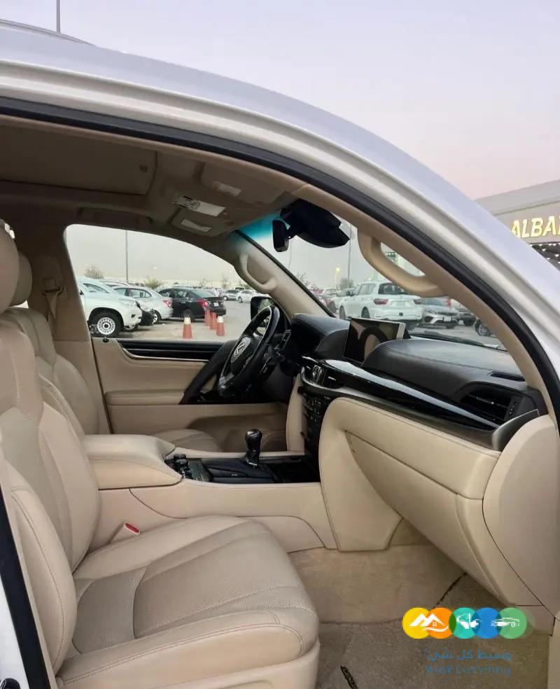 لكزس سبورت سعودي 2021