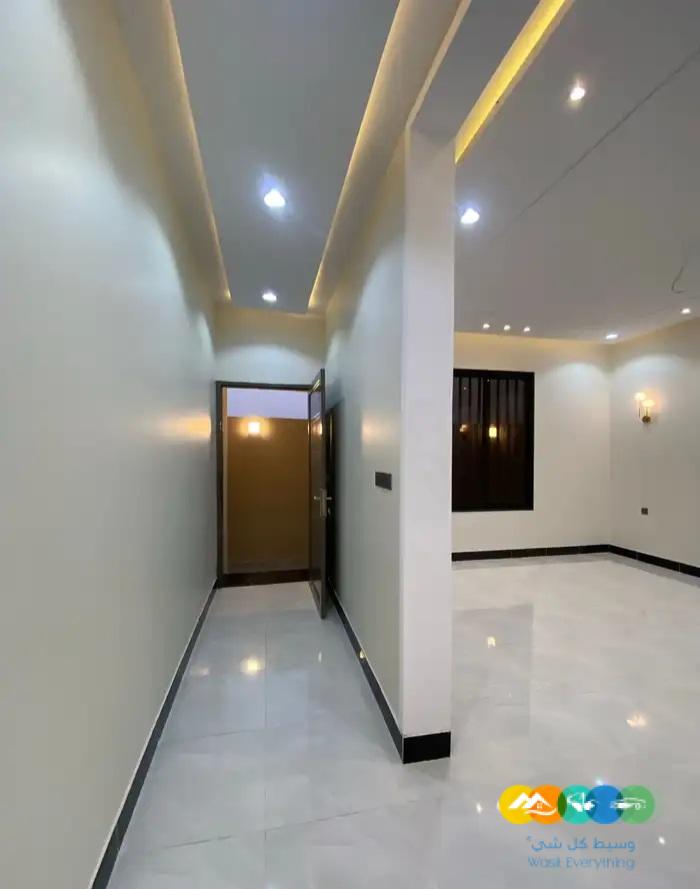 للبيع شقق ارضيه وعلويه بمداخل مستقله مع مصعد