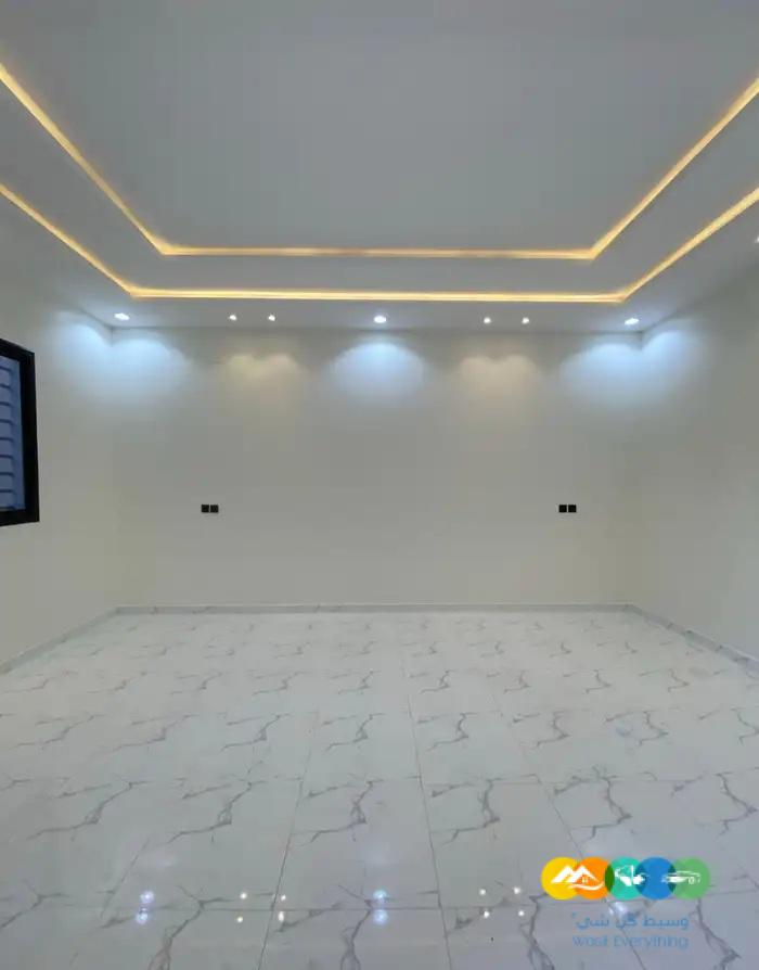 للبيع فيلا دورين وملحق طريق المدينه العسكريه