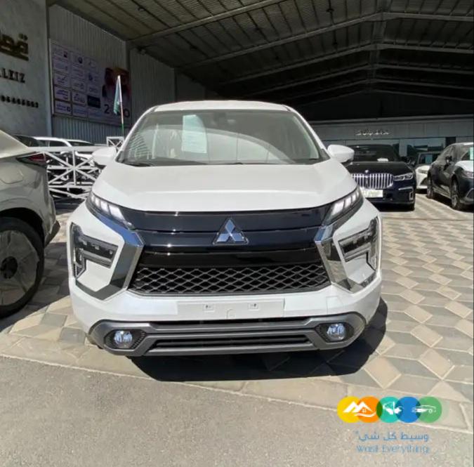 ميتسوبيشي اكسباندر 1500 – جنوط مخمل – 2024