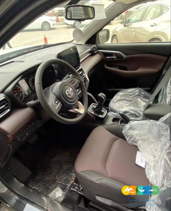 تويوتا اوربان كروز GLX – فل كامل – 2024