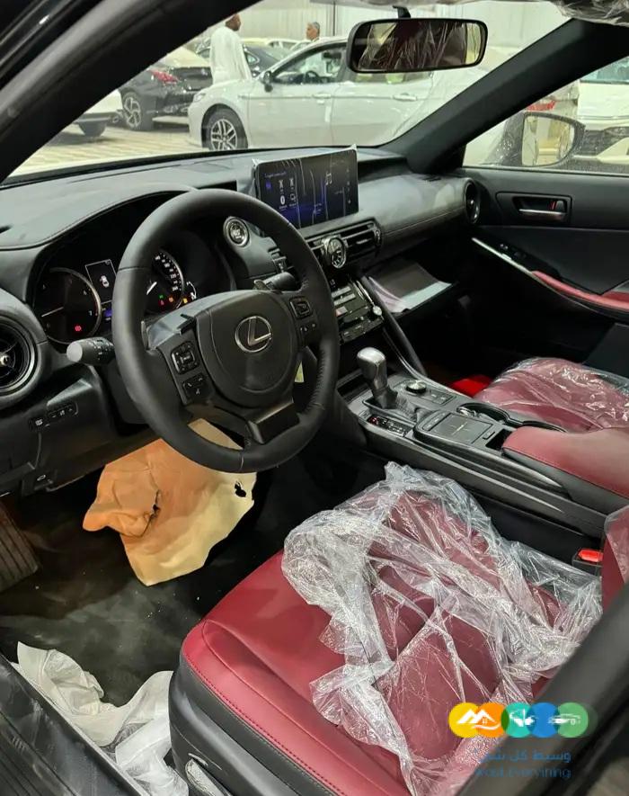 لكزس IS 300 AA – بريمي – 2024