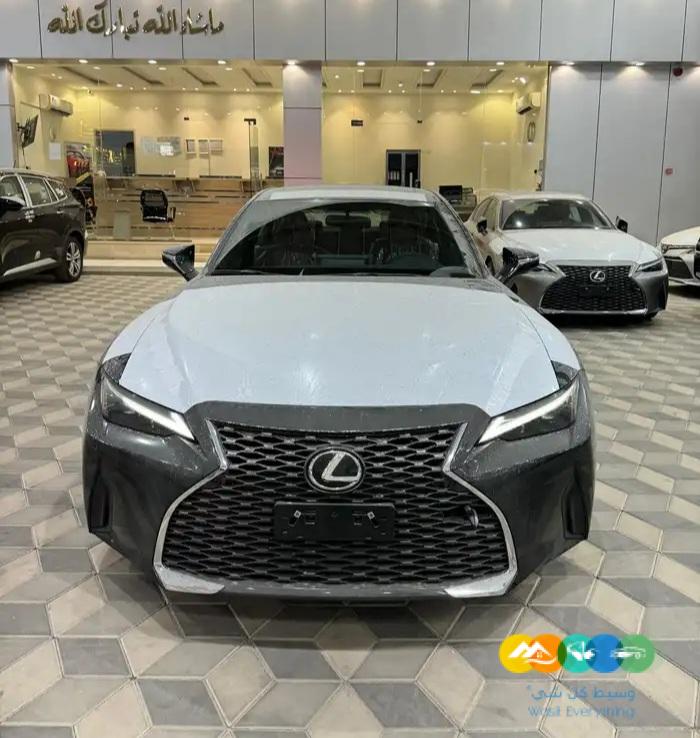لكزس IS 300 AA – بريمي – 2024