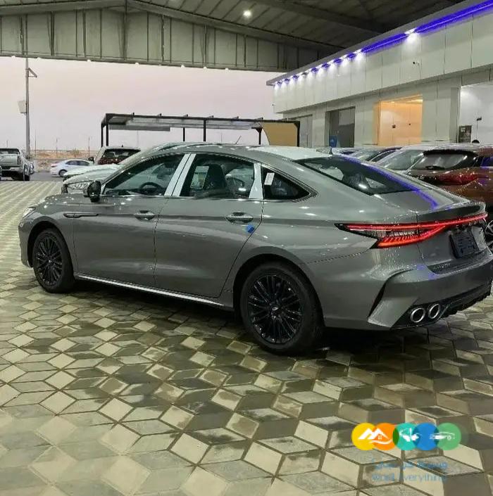 شيري اريزو 8 2025 شركة سفنز التجارية للسيارات