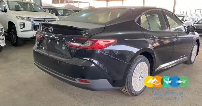 تويوتا كامري LE 2025 بنزين بالنقد والتقسيط