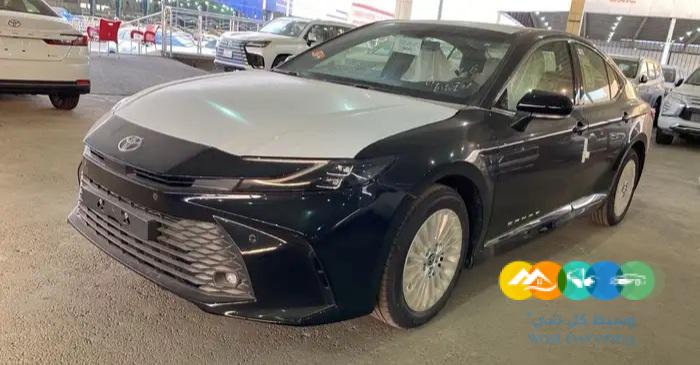 تويوتا كامري LE 2025 بنزين بالنقد والتقسيط