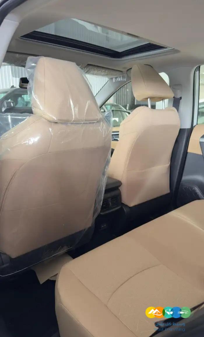 راف فور XLE – بنزين 2.5 – بريمي – 2024