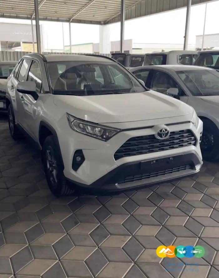 راف فور XLE – بنزين 2.5 – بريمي – 2024