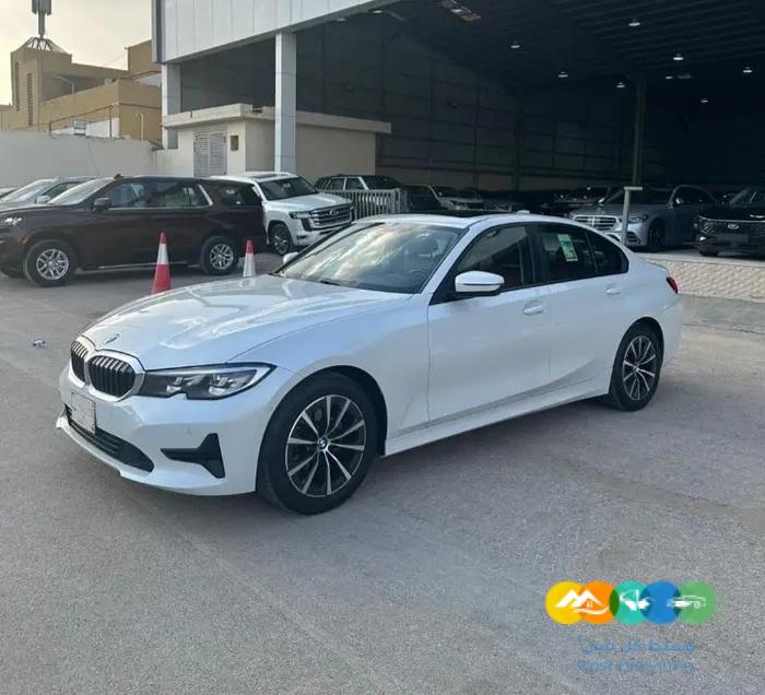 بي ام دبليو الفئة الثالثة 2022
