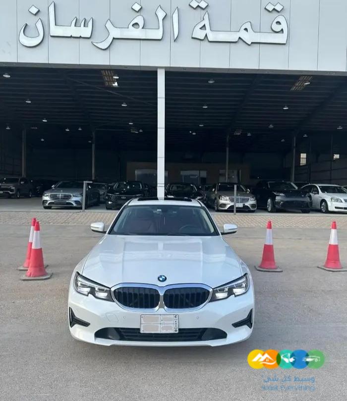 بي ام دبليو الفئة الثالثة 2022