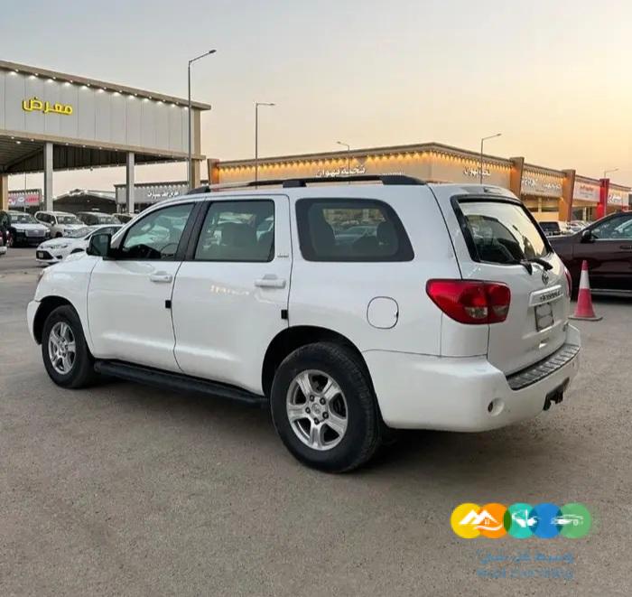 تويوتا سيكويا 2013