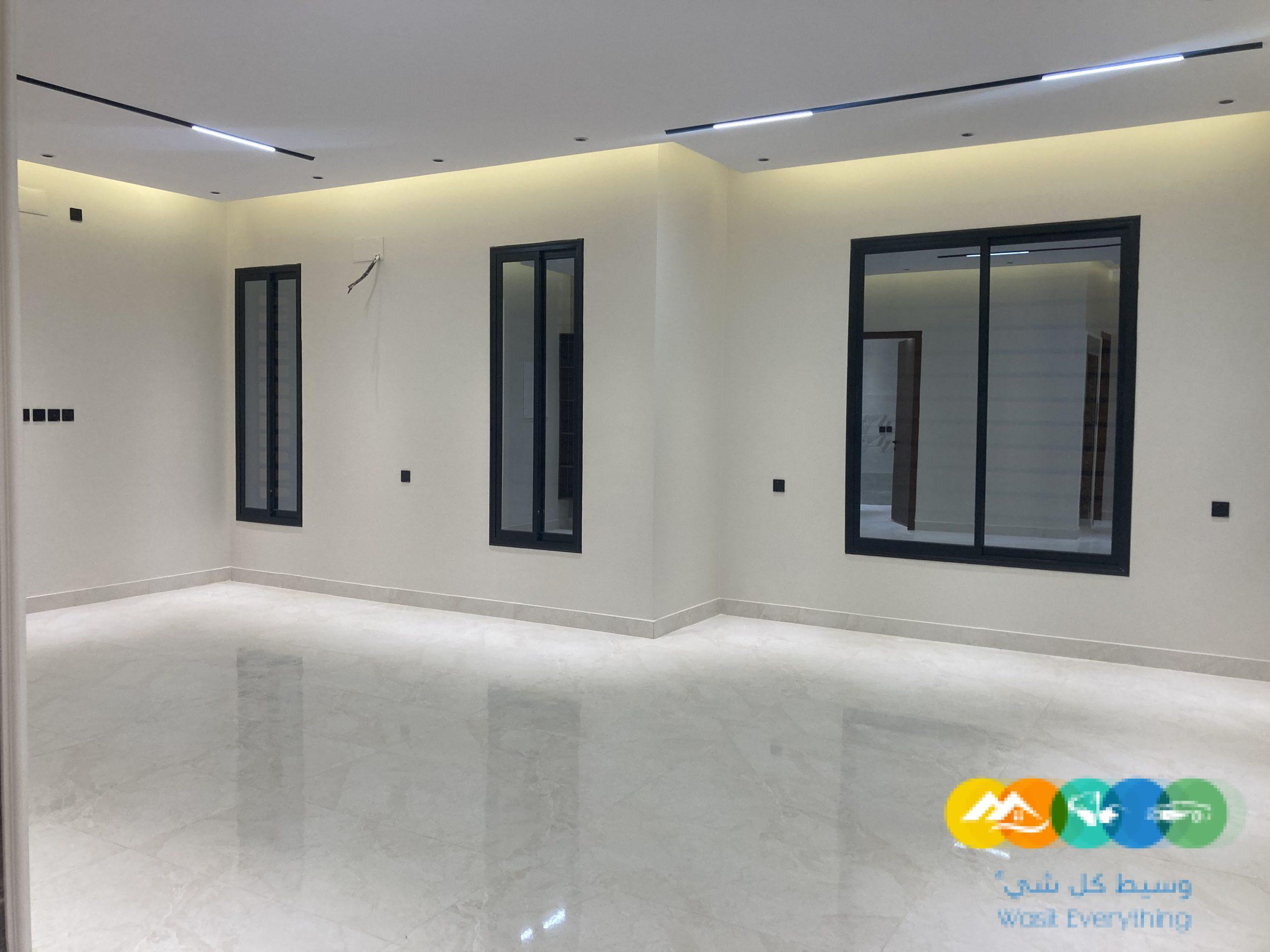 للبيع شقق دور ارضي وعلوي بمخطط حطين حي الروابي على مطل