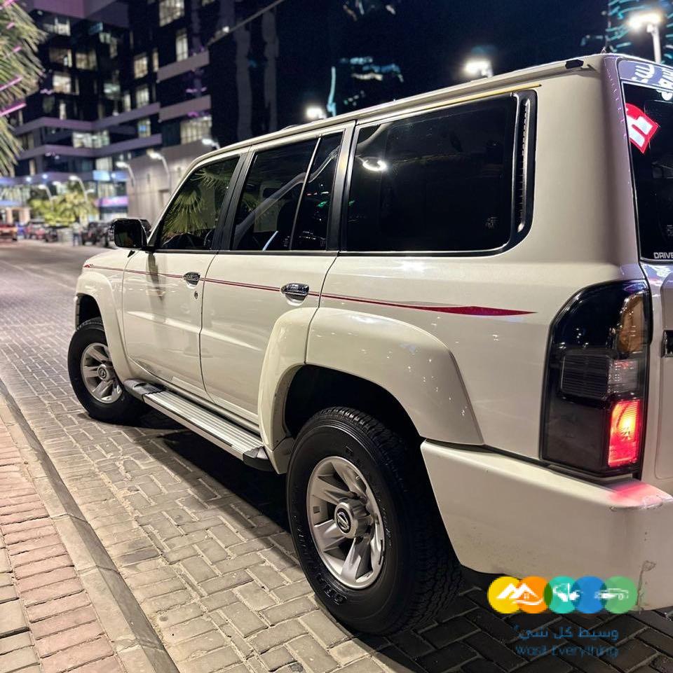 للبيع نيسان فتك 2015