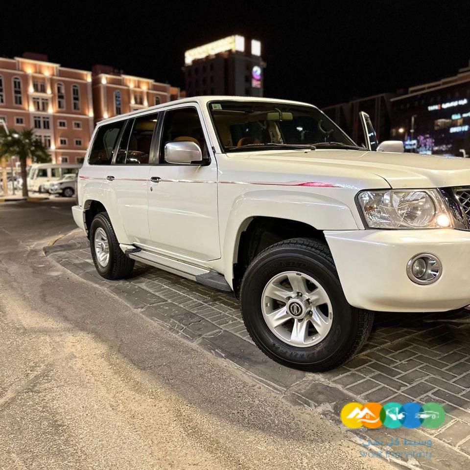 للبيع نيسان فتك 2015