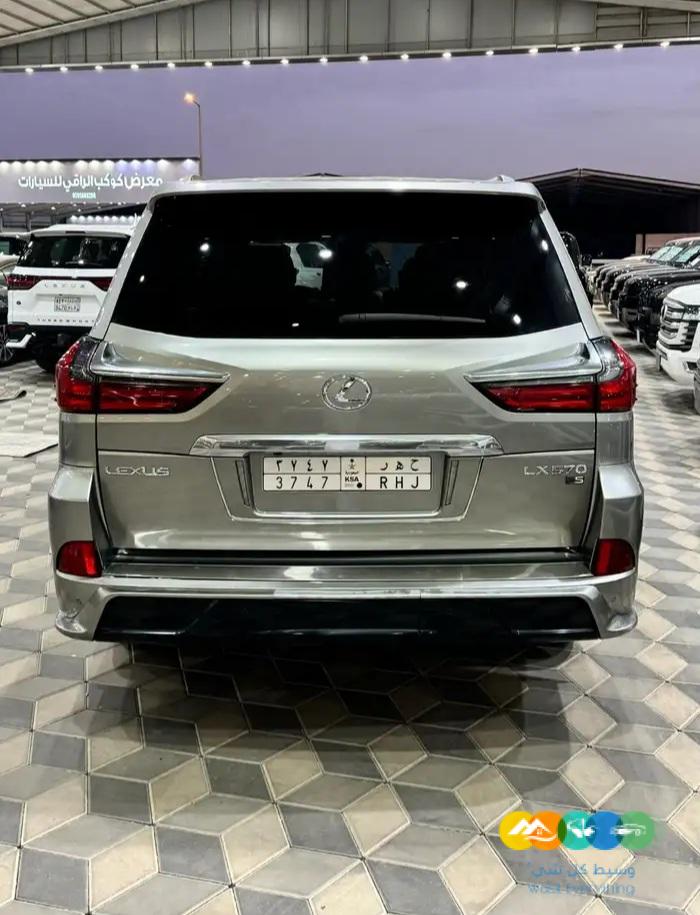 لكزس LX570 – فل كامل – سعودي – 2016