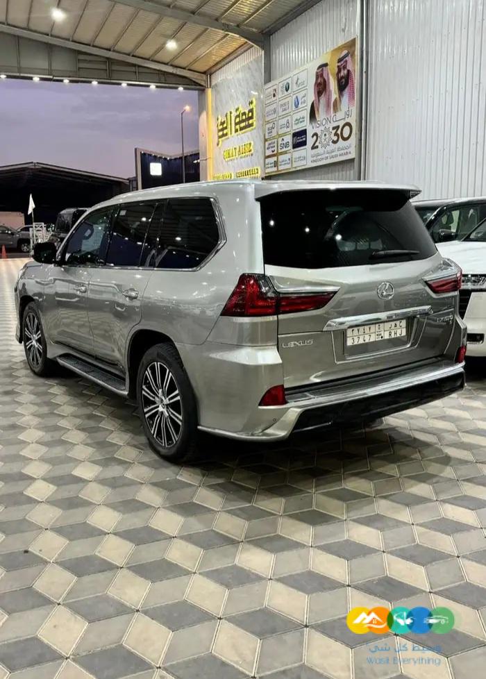 لكزس LX570 – فل كامل – سعودي – 2016