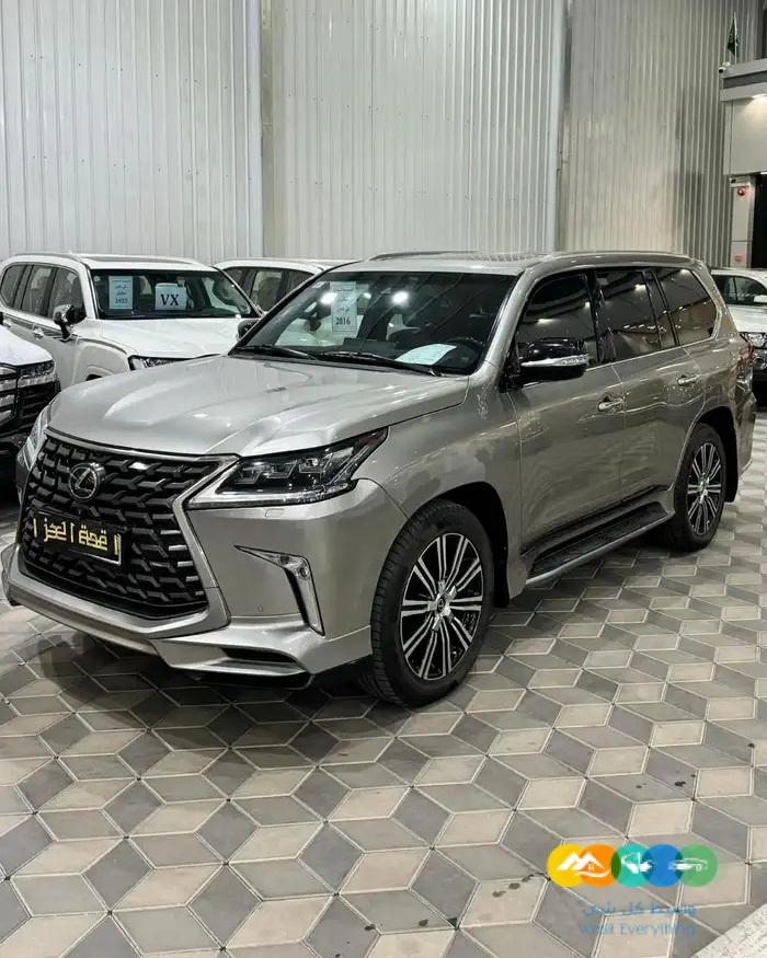 لكزس LX570 – فل كامل – سعودي – 2016