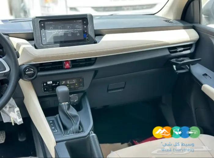 تويوتا يارس واي – ستاندرد 2024 بالنقد والتقسيط