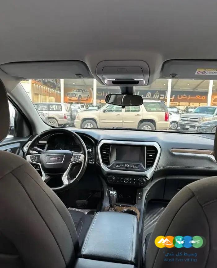 جي ام سي اكاديا 2019