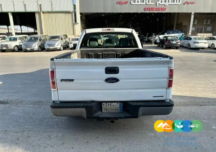 فورد F150 غماره نظيف ممشى قليل موديل 2013