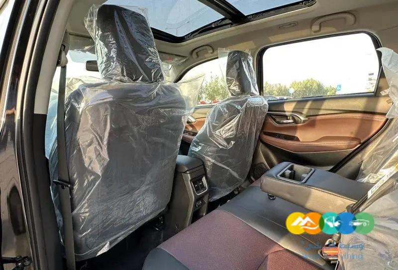 تويوتا اوربان 2025 فل كامل