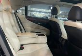 لكزس LS460 موديل 2011 فل كامل جدا نظيفه