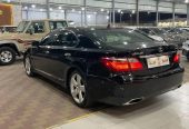 لكزس LS460 موديل 2011 فل كامل جدا نظيفه