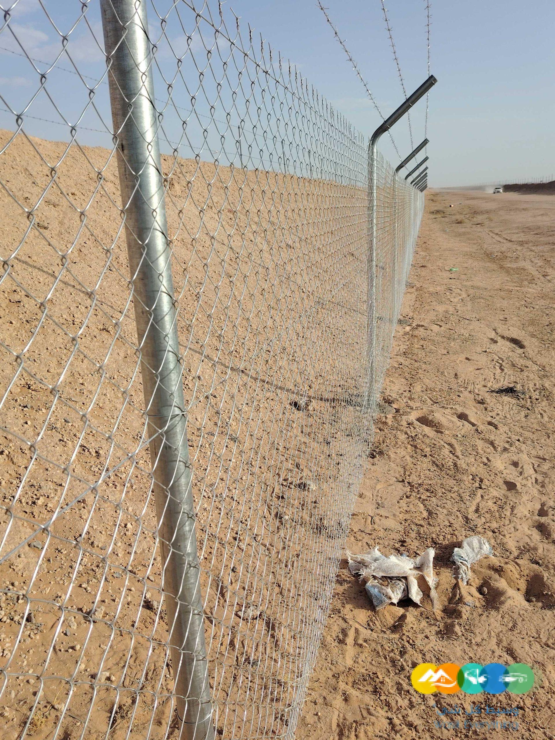 تركيب شبوك وسياج المزارع