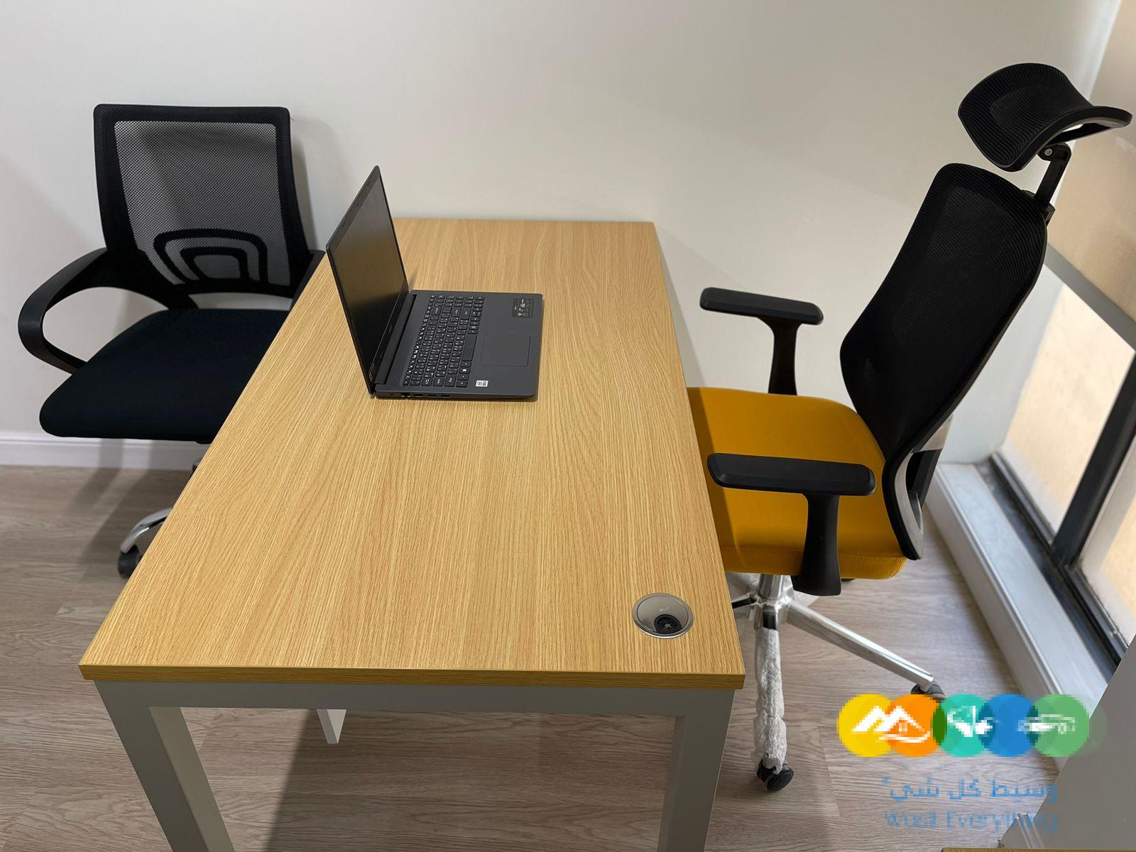 مكتب مؤثث جاهز للإيجار