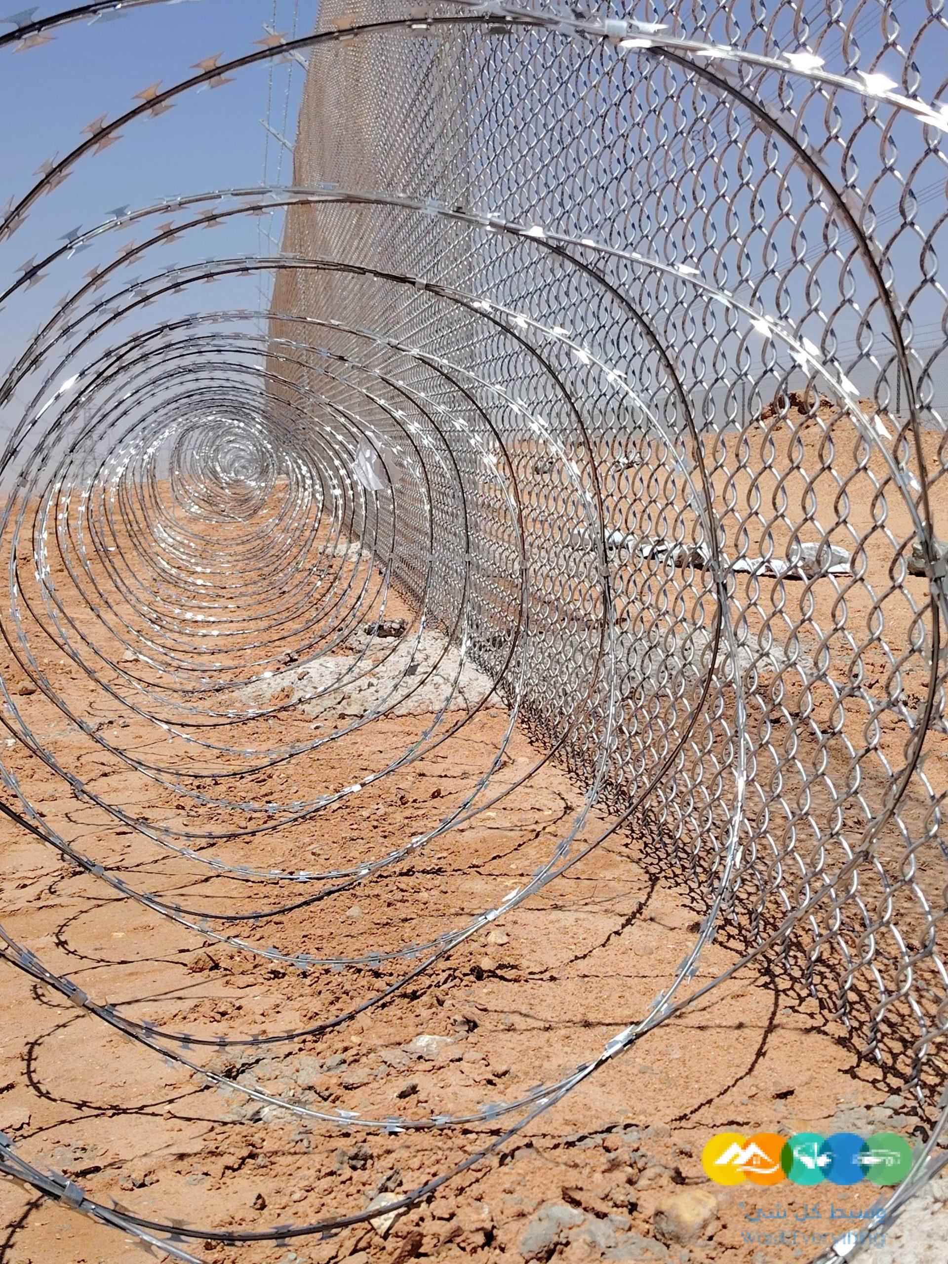 تركيب سياجات شبوك في أنحاء المملكة