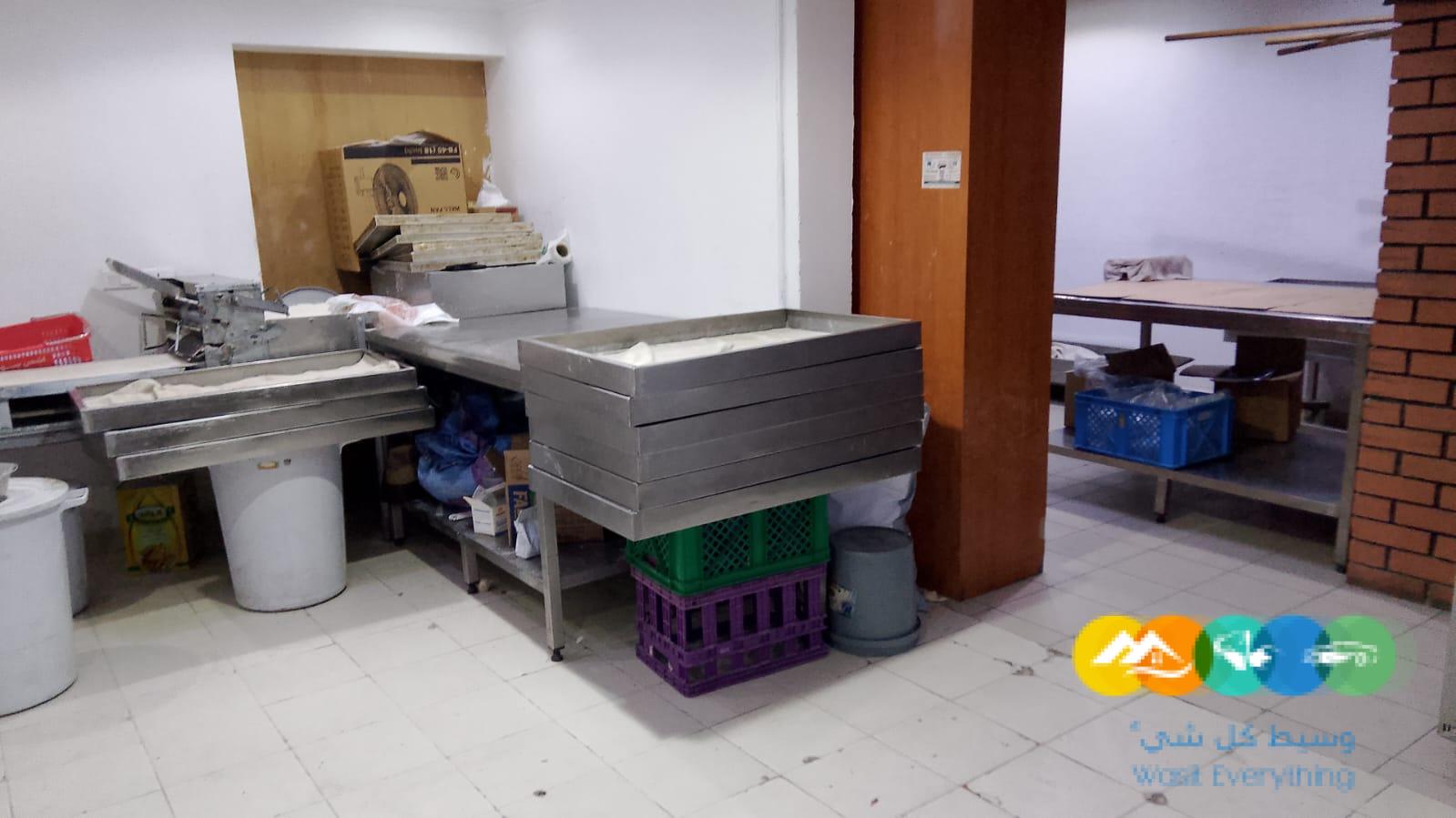 سلسلة نهر الامداد تعرض بيع فرعين سوبر ماركت من السلسلة