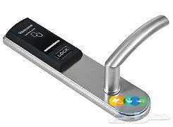 اقفال ابواب الفنادق