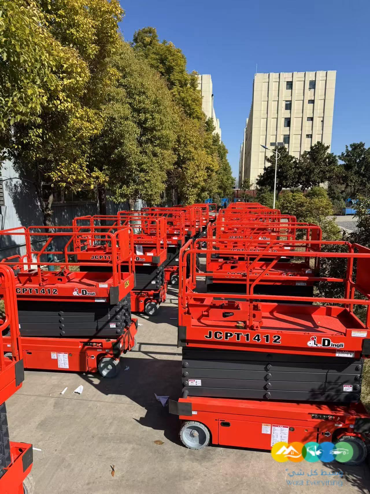 رافعات شوكيه مقصيه رافعات عمال سقلات كهربائية للايجار